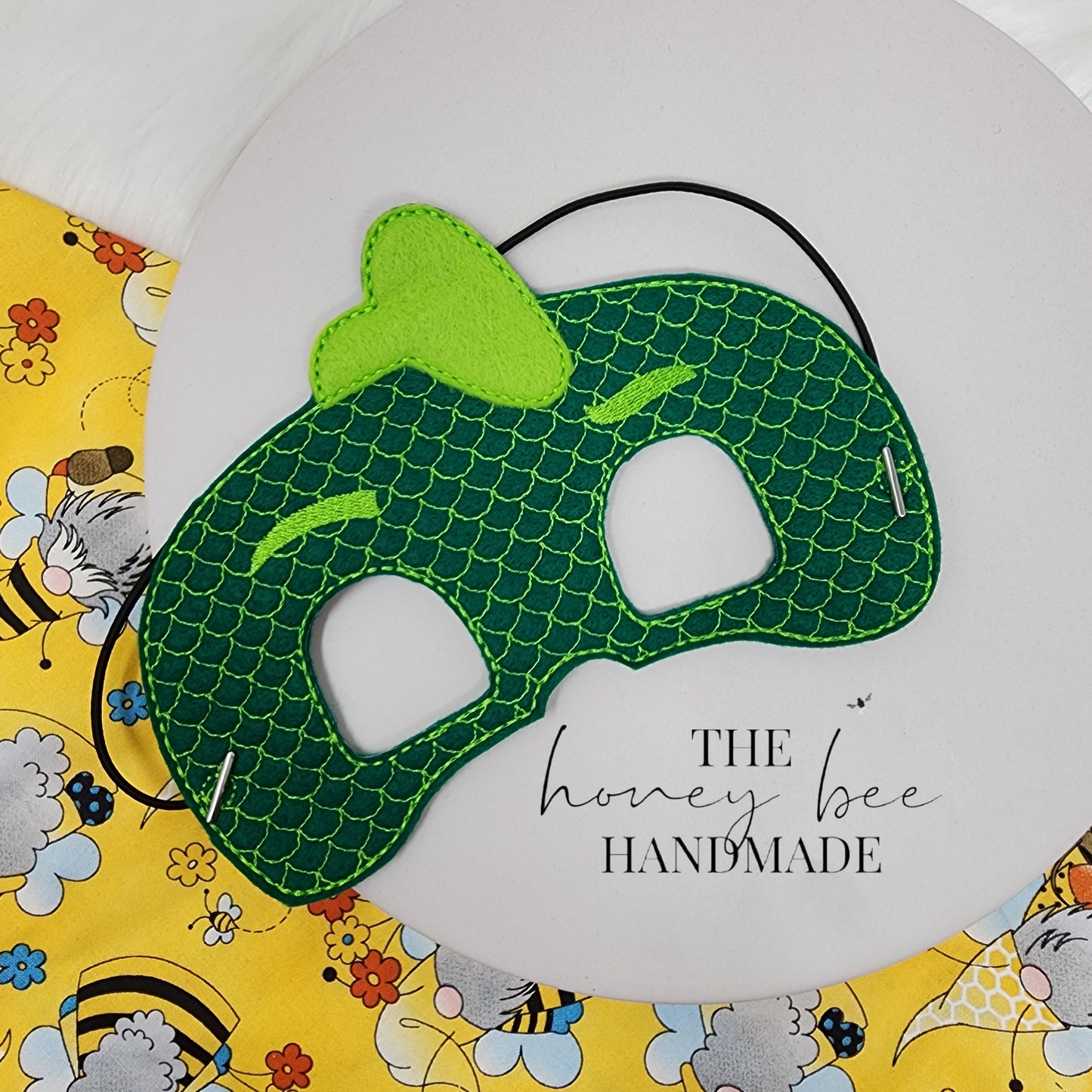 Green Gecko Mask