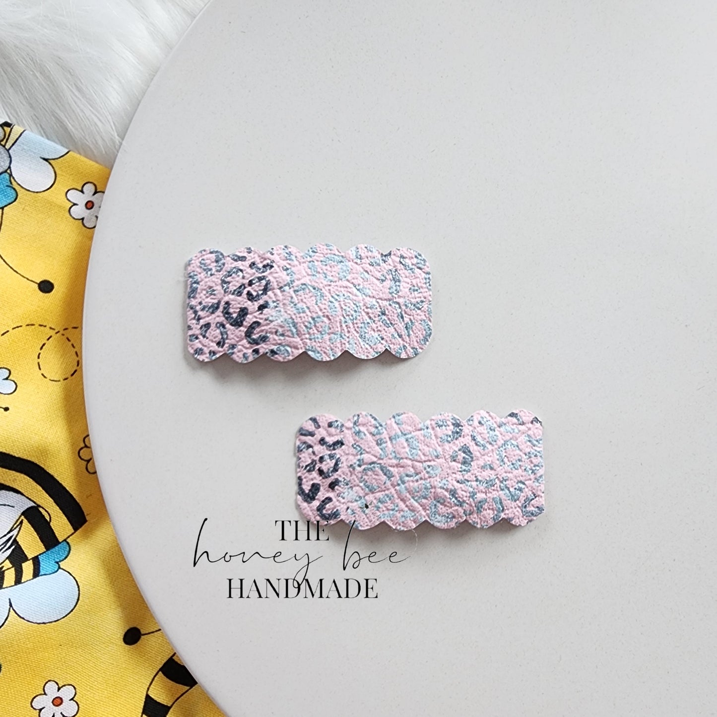 Pink Leopard 2 Snap Clip Set