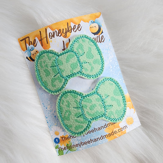Green Cheetah Snap Clip Set