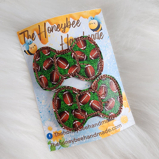 Green Football Snap Clip Set