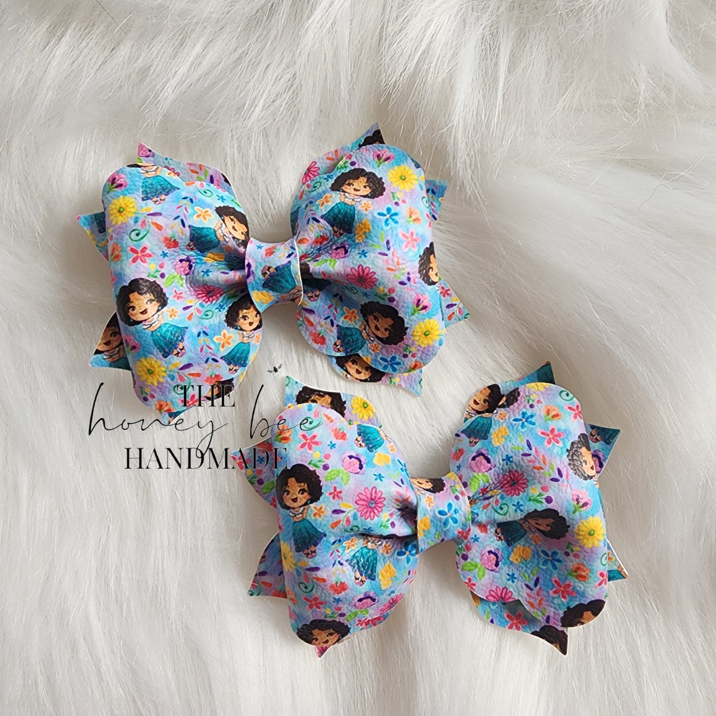 3in Mirabel Faux Leather Pinch Piggy Set