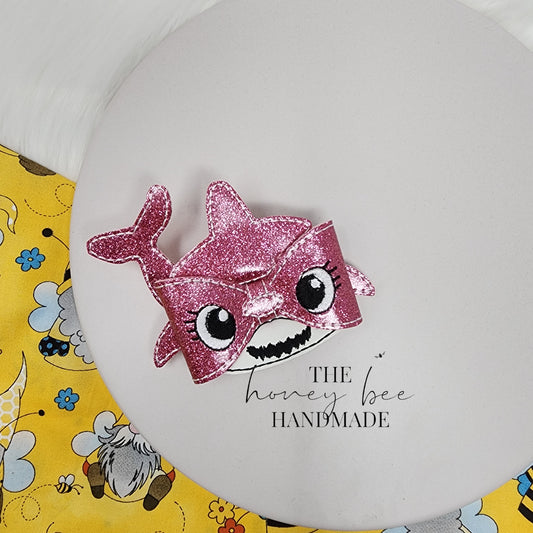 4in Baby Girl Shark Bow