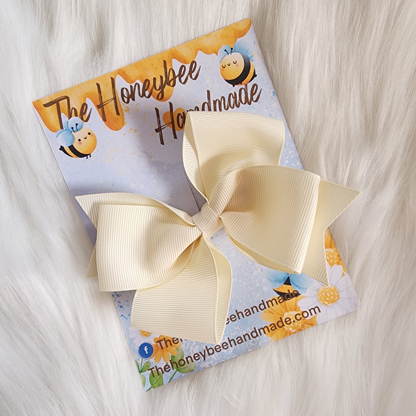 4in Ivory Pinwheel Hair Bow