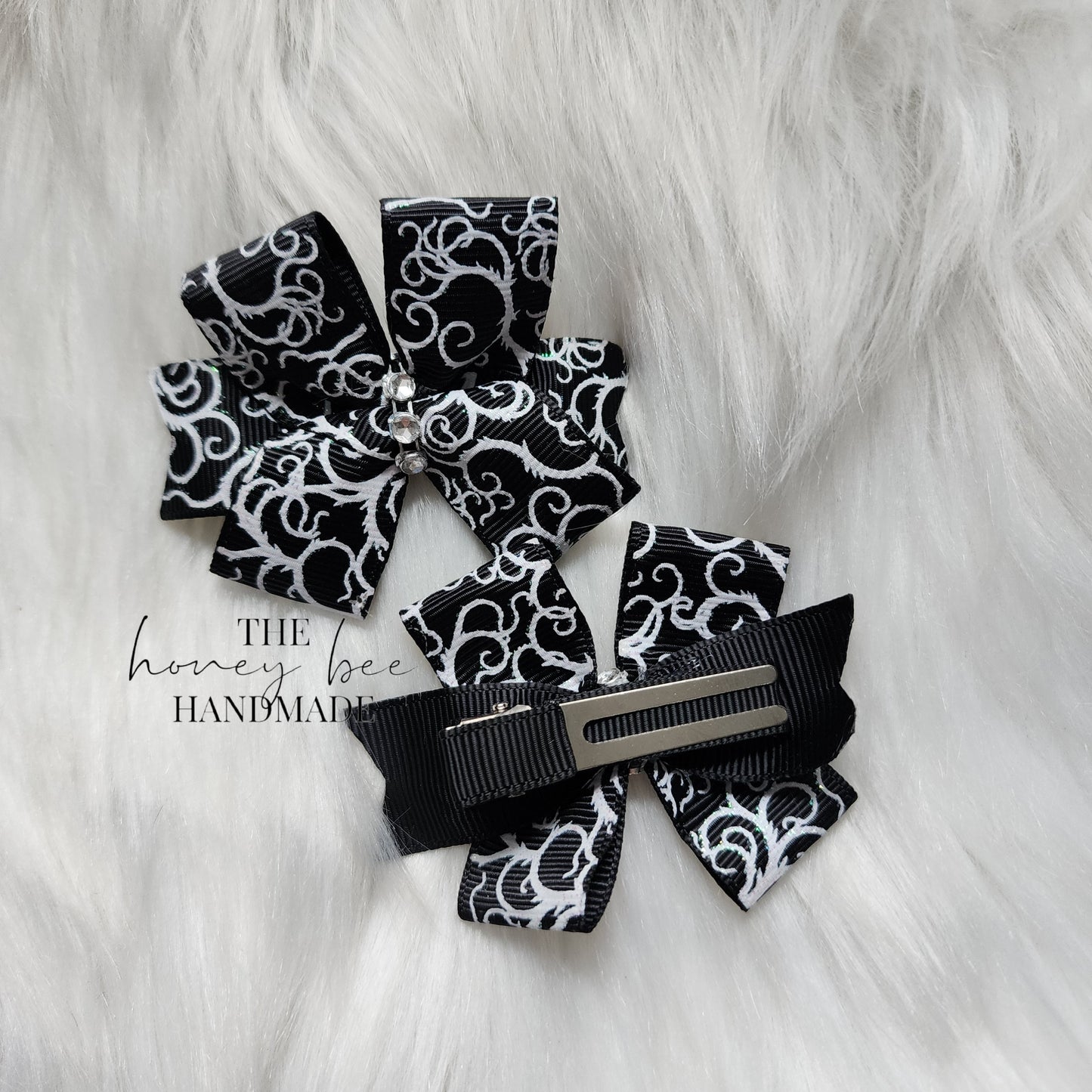 Black Vines Sweet 'n' Simple Piggy Set