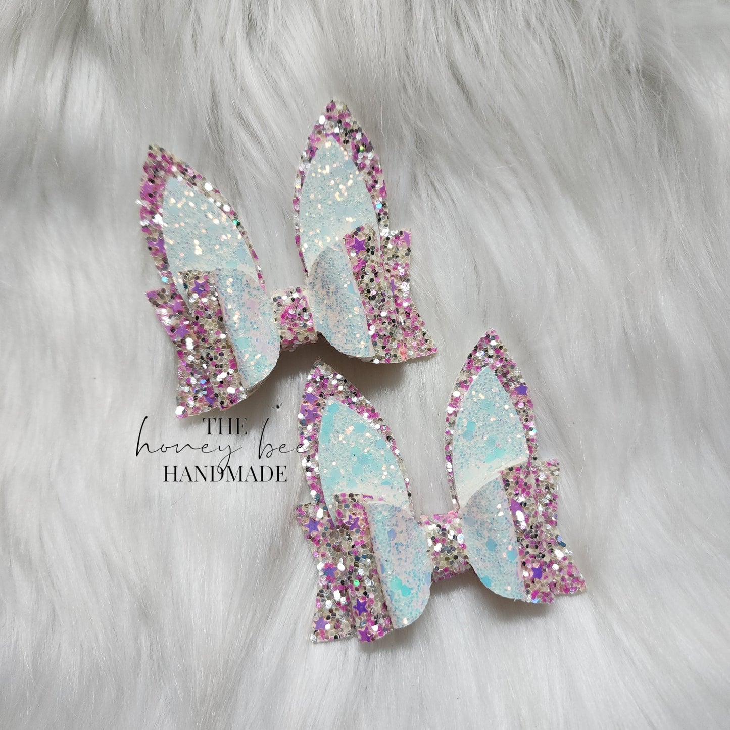 2.5in Pink and White Glitter Bunny Ears Piggy Set